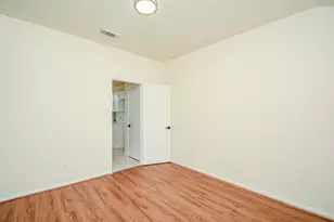 9502 Coast Bridge St, Houston, TX 77075 - Photo 4