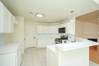 9502 Coast Bridge Street, Houston, TX 77075 - Photo 8