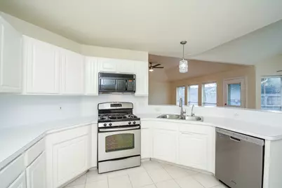 9502 Coast Bridge Street, Houston, TX 77075 - Photo 10