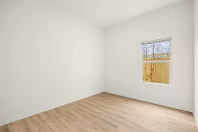 9709 Pelsey Street #B, Houston, TX 77029 - Photo 8