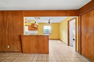 5442 Queensloch Dr, Houston, TX 77096 - Photo 18