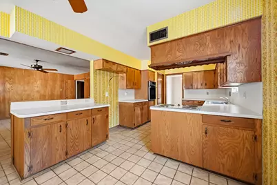 5442 Queensloch Drive, Houston, TX 77096 - Photo 16