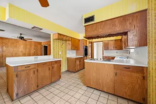 5442 Queensloch Dr, Houston, TX 77096 - Photo 16