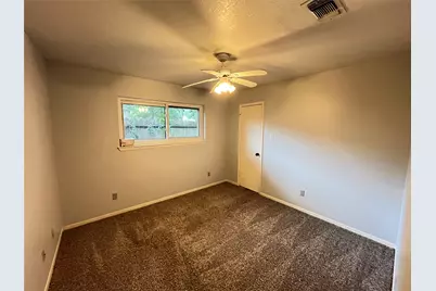 2919 Holly Green Drive, Houston, TX 77339 - Photo 10