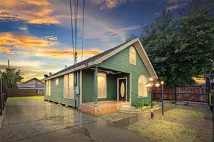 6726 Canal St, Houston, TX 77011 - Photo 1