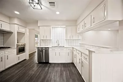 9223 Benning Drive, Houston, TX 77031 - Photo 8