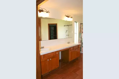 239 County Road 402, Danbury, TX 77534 - Photo 22