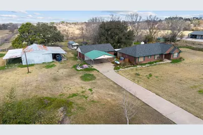 239 County Road 402, Danbury, TX 77534 - Photo 44