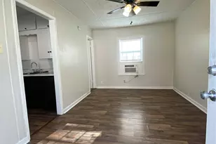 424 7th Ave N, Texas City, TX 77590 - Photo 1