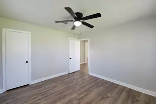 5815 Southseas St, Houston, TX 77033 - Photo 26