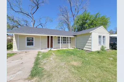 5815 Southseas Street, Houston, TX 77033 - Photo 2