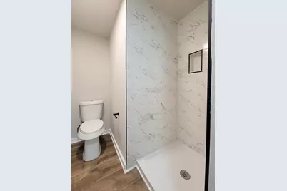 5815 Southseas Street, Houston, TX 77033 - Photo 18