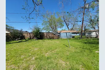 5815 Southseas Street, Houston, TX 77033 - Photo 30