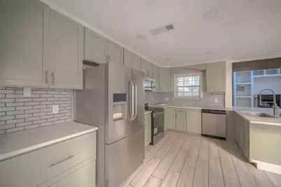 6363 Ivyknoll Drive, Houston, TX 77035 - Photo 6