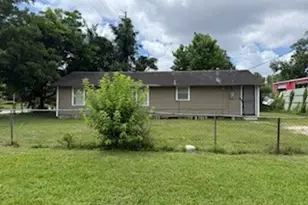 6627 Wheatley St, Houston, TX 77091 - Photo 1