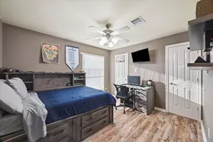 394 Hyland Ln, League City, TX 77573 - Photo 26