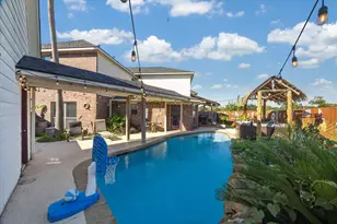 394 Hyland Ln, League City, TX 77573 - Photo 34