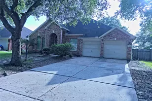 18027 Landing Brook Dr, Humble, TX 77346 - Photo 2