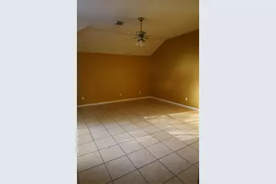 18027 Landing Brook Drive, Humble, TX 77346 - Photo 32