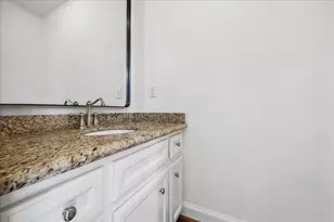 2510 Genesee St, Houston, TX 77006 - Photo 16