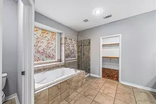 14427 Manorbier Ln, Sugar Land, TX 77498 - Photo 20