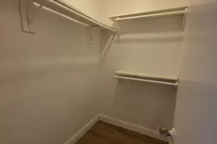 6219 Saxon Dr, Houston, TX 77092 - Photo 10