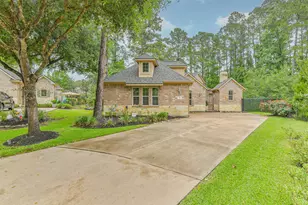 6 Little Falls Place, Tomball, TX 77375 - Photo 2