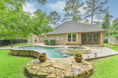 6 Little Falls Place, Tomball, TX 77375 - Photo 4