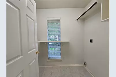 147 W Russet Grove Circle, The Woodlands, TX 77384 - Photo 32