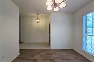 147 W Russet Grove Cir, The Woodlands, TX 77384 - Photo 34