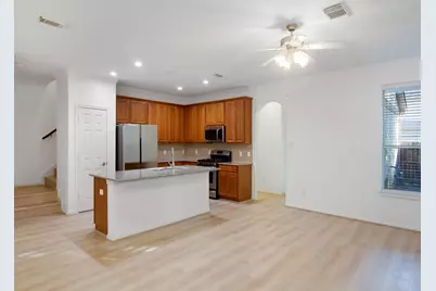 22 Pine Needle, The Woodlands, TX 77382 - Photo 6