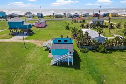 4125 5th Street, Galveston, TX 77554 - Photo 2
