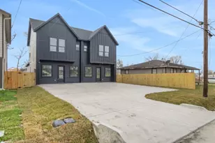 7956 Bonaire St, Houston, TX 77028 - Photo 2