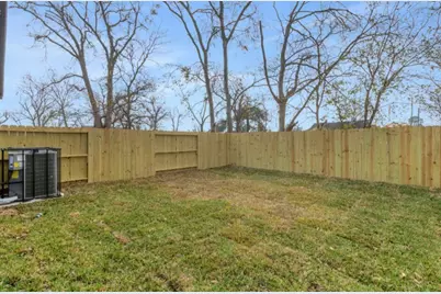 7956 Bonaire Street #A, Houston, TX 77028 - Photo 4