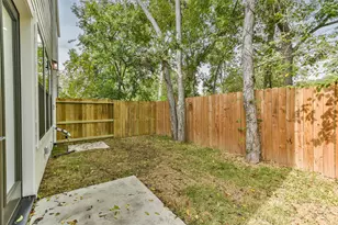 810 Mansfield St, Houston, TX 77091 - Photo 36