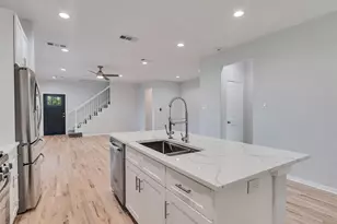 1327 5th Ave N, Texas City, TX 77590 - Photo 16