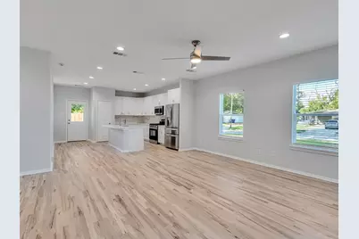 1327 5th Avenue N, Texas City, TX 77590 - Photo 12