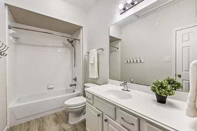 800 W Lake Circle, Friendswood, TX 77546 - Photo 28