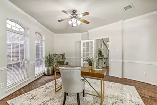 800 W Lake Cir, Friendswood, TX 77546 - Photo 8