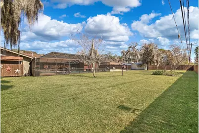 110 Daisy Street, Lake Jackson, TX 77566 - Photo 38