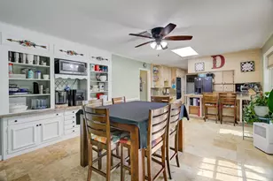 110 Daisy St, Lake Jackson, TX 77566 - Photo 10