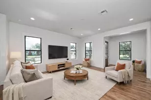 4541 Walker St, Houston, TX 77023 - Photo 8