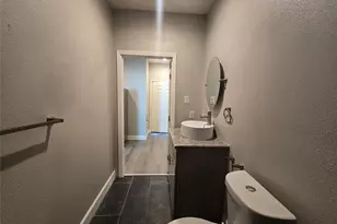 614 35th St, Galveston, TX 77550 - Photo 8