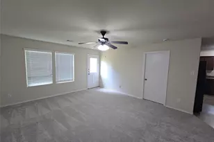 810 Lightningbug Ln, Conroe, TX 77301 - Photo 6