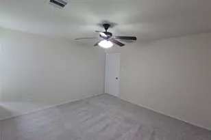 810 Lightningbug Ln, Conroe, TX 77301 - Photo 8