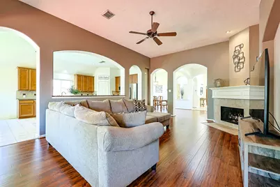10306 Rudolph Court, Missouri City, TX 77459 - Photo 12