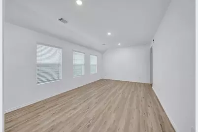 17607 Longwood Trace Lane, New Caney, TX 77357 - Photo 4