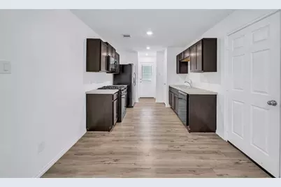 17607 Longwood Trace Lane, New Caney, TX 77357 - Photo 8