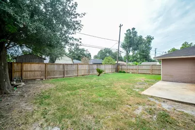 2009 Cleveland Street, Pasadena, TX 77502 - Photo 20