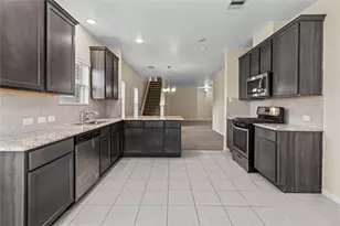 5218 Gulf Stream Ln, Bacliff, TX 77518 - Photo 6